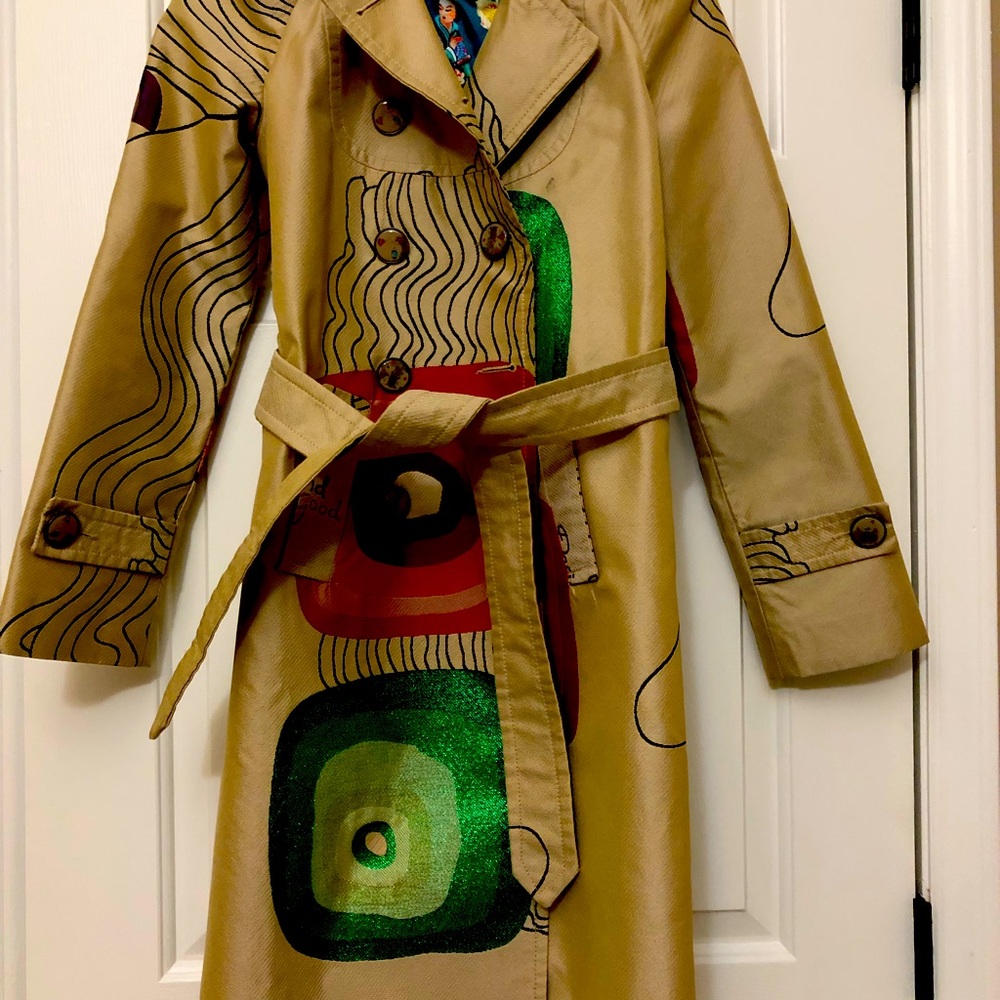 Art wearable trench coat